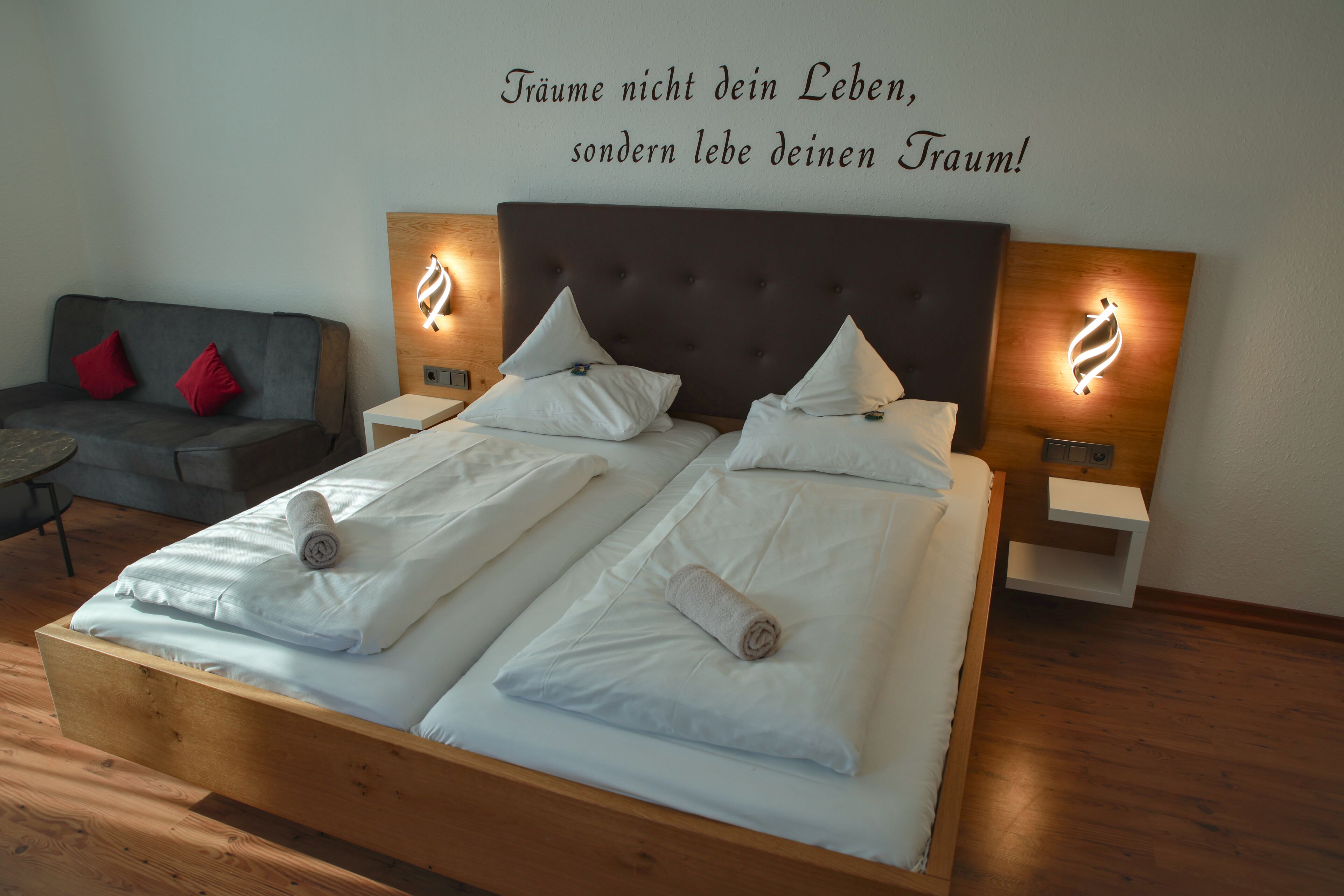Comfort Double Room, Garden View | Hypo-allergenic bedding, desk, laptop workspace, free WiFi