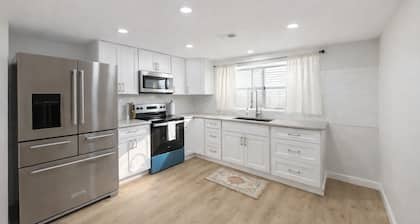 Cozy 2-bedroom apartment in amazing West Jordan with a great location.