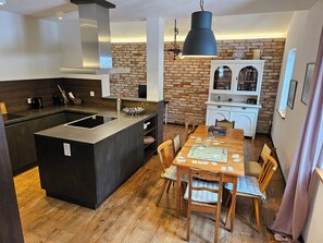 Dining - New large premium vacation apartment in the Hinterstoder ski/hiking area with terrace (Hinterstoder)