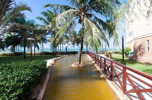 숙박 시설 구내