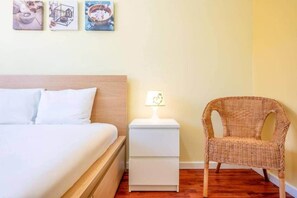 2 slaapkamers, een strijkplank/strijkijzer, wifi, beddengoed