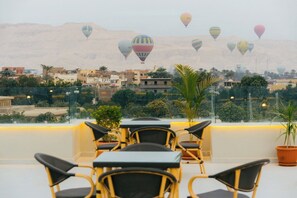 Imej tidak diklasifikasikan, 4 daripada 23, butang