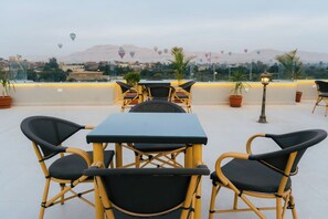 Imej tidak diklasifikasikan, 5 daripada 23, butang