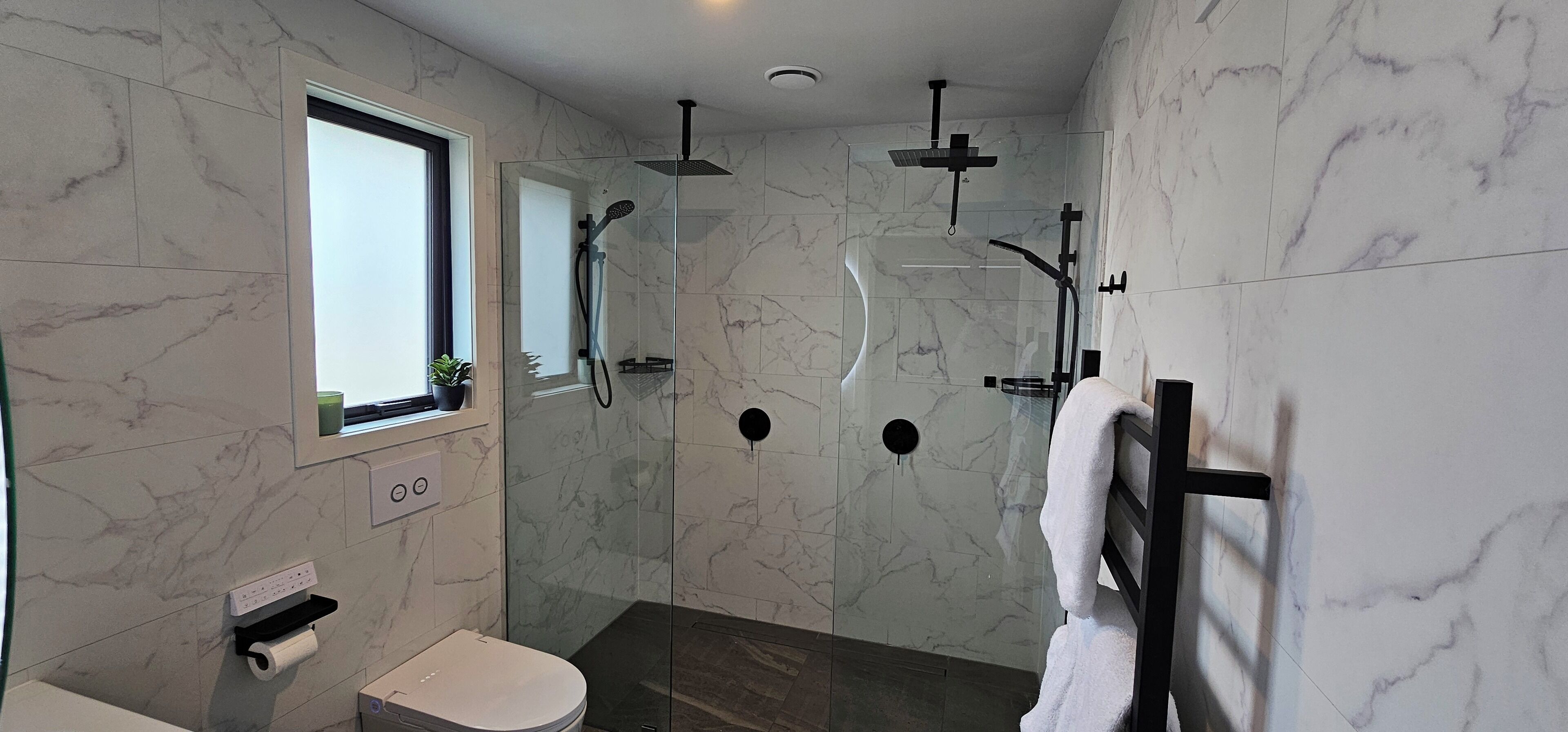 House, Mountain View | Bathroom