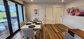 House, Mountain View - Tukare Haven (Te Anau)