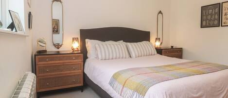 2 ห้องนอน, ห้องพักตกแต่งอย่างมีเอกลักษณ์, ตกแต่งพิเศษโดยเฉพาะ, Wi-Fi ฟรี