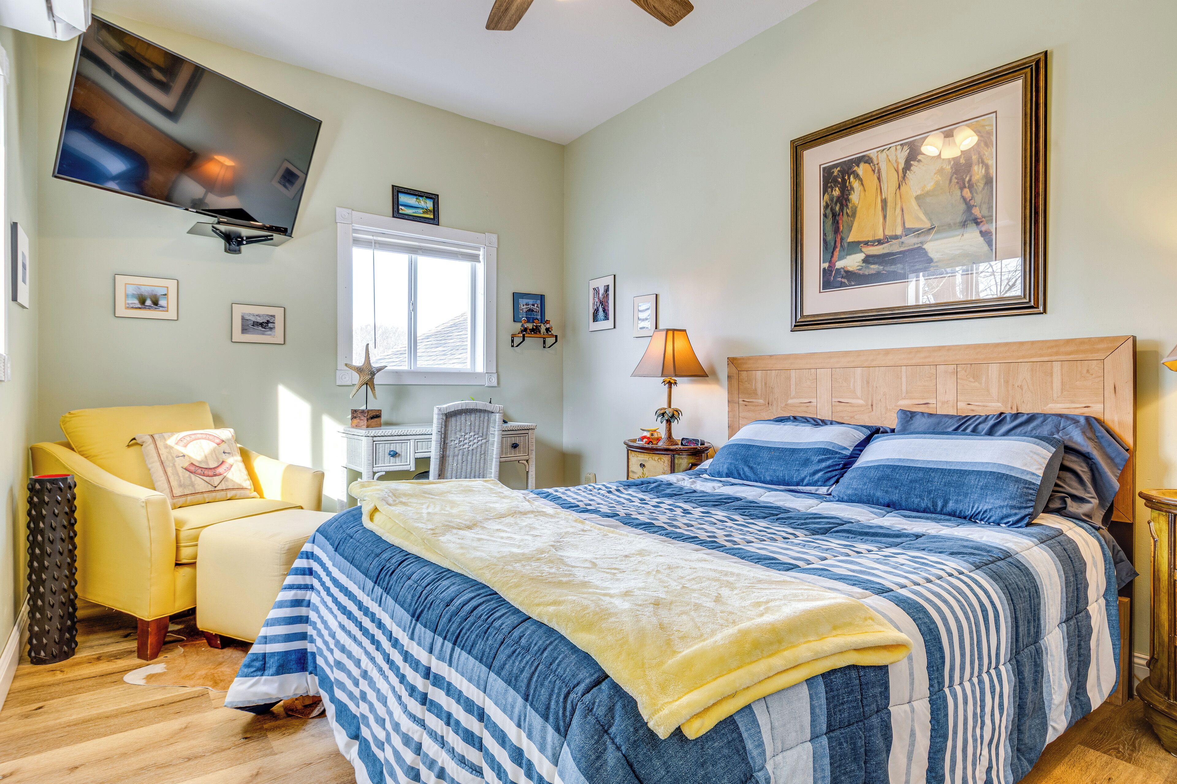 1 bedroom, internet, bed sheets