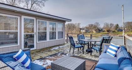 Lake Freeman Gem w/ Dock Access & Sunset View!