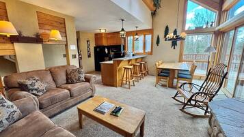 TV, fireplace, table tennis