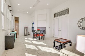 Luokittelematon kuva, 5 kautta 24, painike