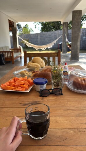 Outdoor dining - Property in gated community - Ibiuna (Paruru)