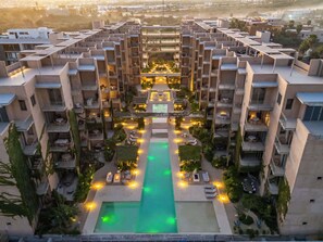 Exterior - Las Arenas 1BR Condo | Pools, Jacuzzi, Walk Beach (Cabo San Lucas)