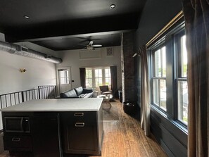 Unclassified image, 3 of 31, button - Bespoke In Bond  - Tailored Stay - Bourbon Capital Of The World (Bardstown)