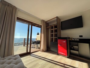 อพาร์ทเมนท์, วิวทะเล | บริเวณนั่งเล่น