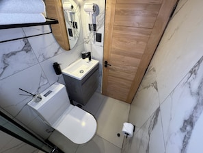 Apartment, Partial Sea View