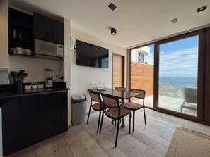 อพาร์ทเมนท์, วิวทะเล | ร้านอาหาร