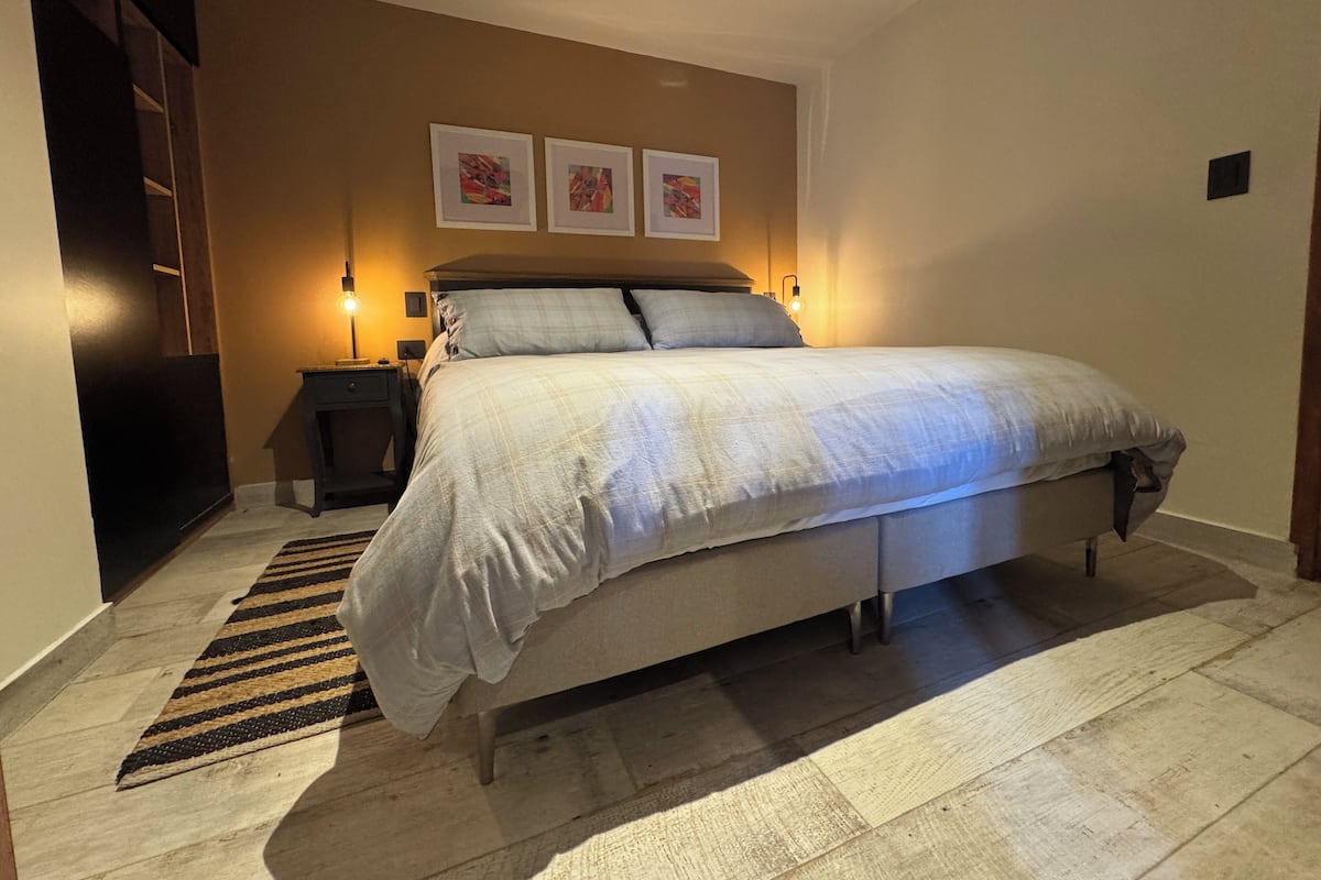 Double Room | In-room safe, blackout drapes, free WiFi