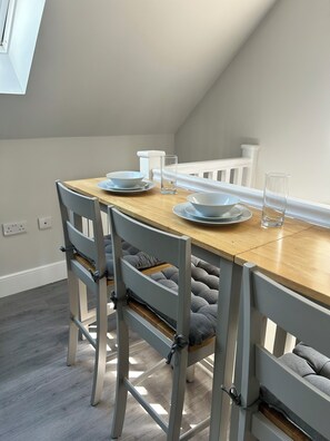 Nicht klassifiziertes Bild, 2 von 75, Schaltfläche