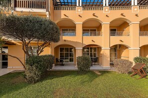 Imagen sin descripción, 4 de 23, botón