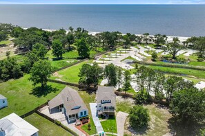 Exterior - Seaside Serenity Boutique Home-Walk to beach! (Gulfport)