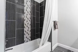 Towels, soap, toilet paper - Beach Bungalow w/ Pool & Hot Tub. Casinos nearby! (Gulfport)