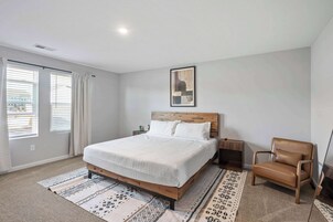 House, Multiple Beds, Patio, Garden View (Ark & Creation Stay) | 5 bedrooms, individually decorated, individually furnished, desk