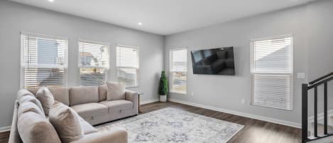 House, Multiple Beds, Patio, Garden View (Ark & Creation Stay) | Living area