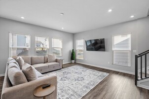 独  立别墅, 多张床, 露台, 花园景观 (Ark & Creation Stay) | 起居区