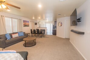 Unclassified image, 3 of 24, button