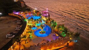 Unclassified image, 5 of 12, button