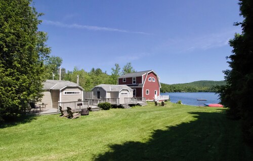 Cheerful Lakeside Studio Cottage on Granite Lake –Peaceful Escape in Munsonville