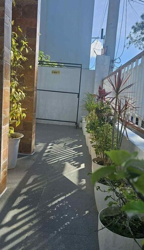 Luokittelematon kuva, 2 kautta 18, painike