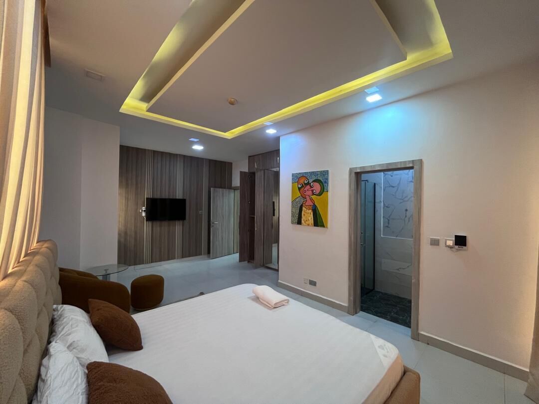 Blendingsgardiner, strykejern/-brett og wi-fi (inkludert)