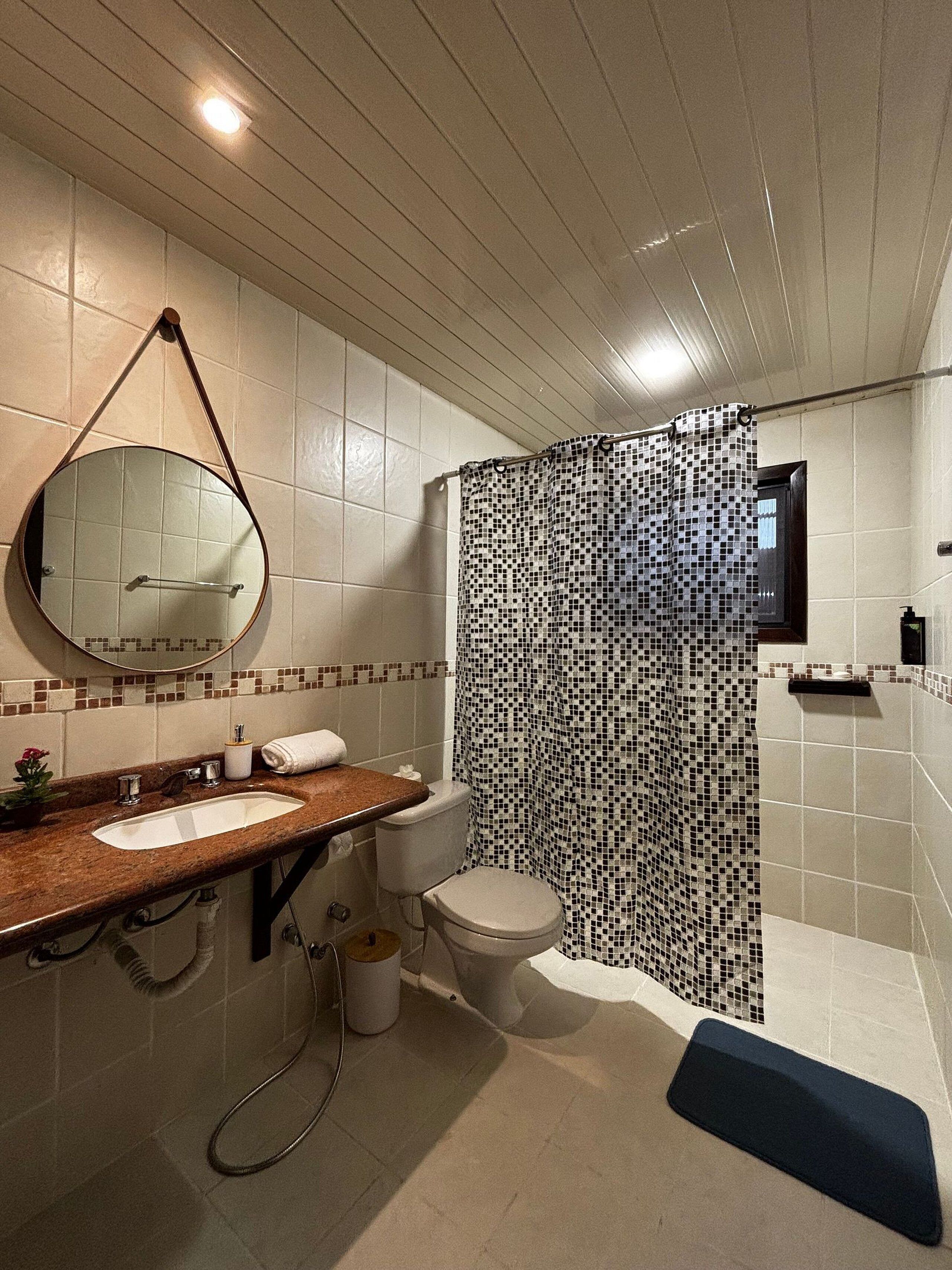 Chalet Deluxe | Baño | Ducha, toallas, jabón y champú