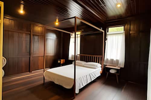 Deluxe Chalet