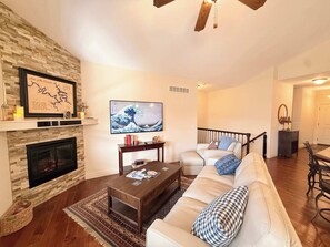 Villa, Multiple Beds, Patio, Golf View (TeeTime Blue) | Living area
