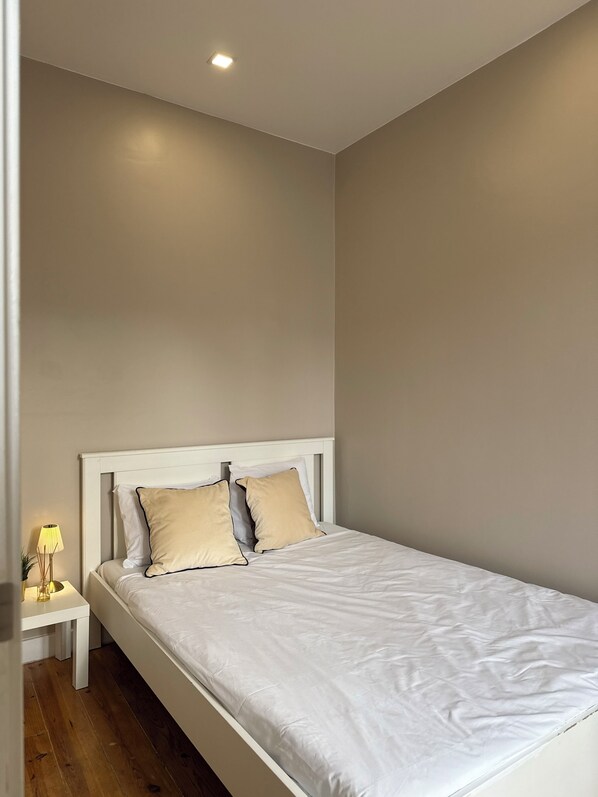 Free WiFi - Bohemian Stay Central Lisbon Rooms (Lisbon)