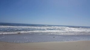 Beach nearby - Great Catch - Double Duplex - Dogs Allowed - Wraparound Deck (North Topsail Beach)
