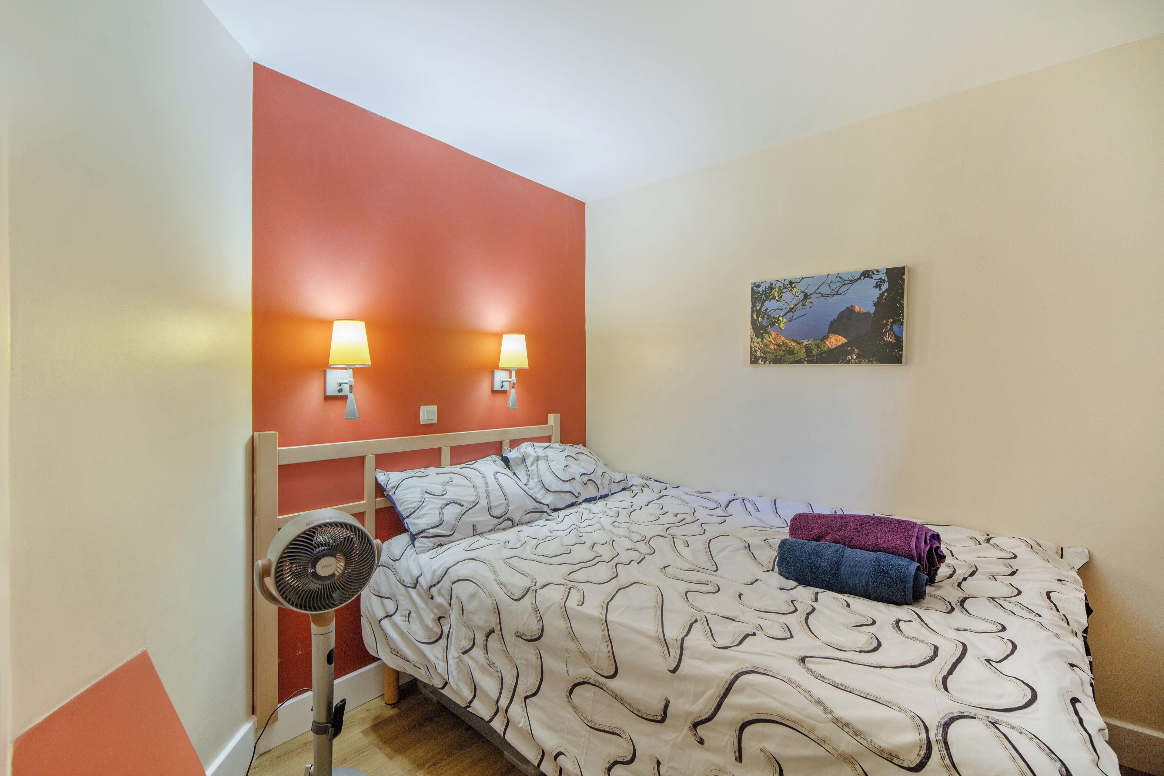 1 bedroom, WiFi, bed sheets