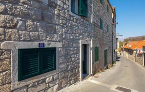 Exterior detail - Lovely apartment in Sutivan with house sea view (Sutivan)