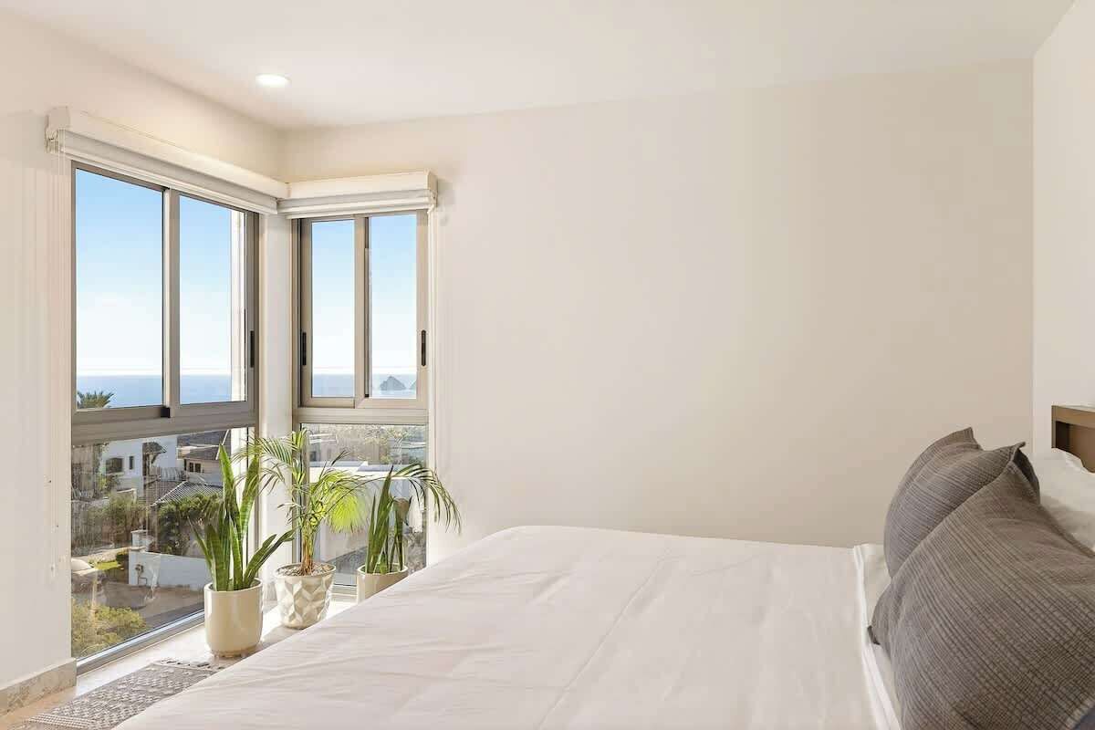 2 quartos, ferros/tábuas de passar roupa, Wi-Fi, roupa de cama