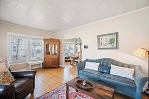 Immagine non classificata, 5 di 49, pulsante