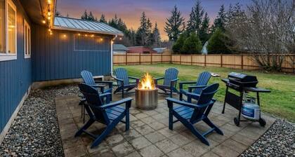 𓇻 NEW! Olympic Park Retreat - HUGE Yard, Starlink, Game Room, Firepit, Near Hoh