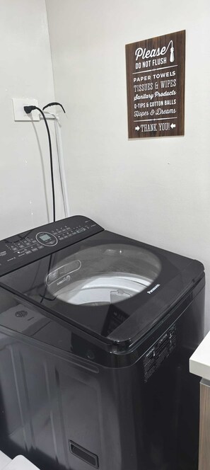 Immagine non classificata, 2 di 14, pulsante