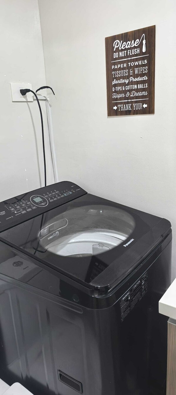 Interior - Cozy 1-bedroom condo in peaceful Lapu-Lapu with AC and gym access (Lapu-Lapu)