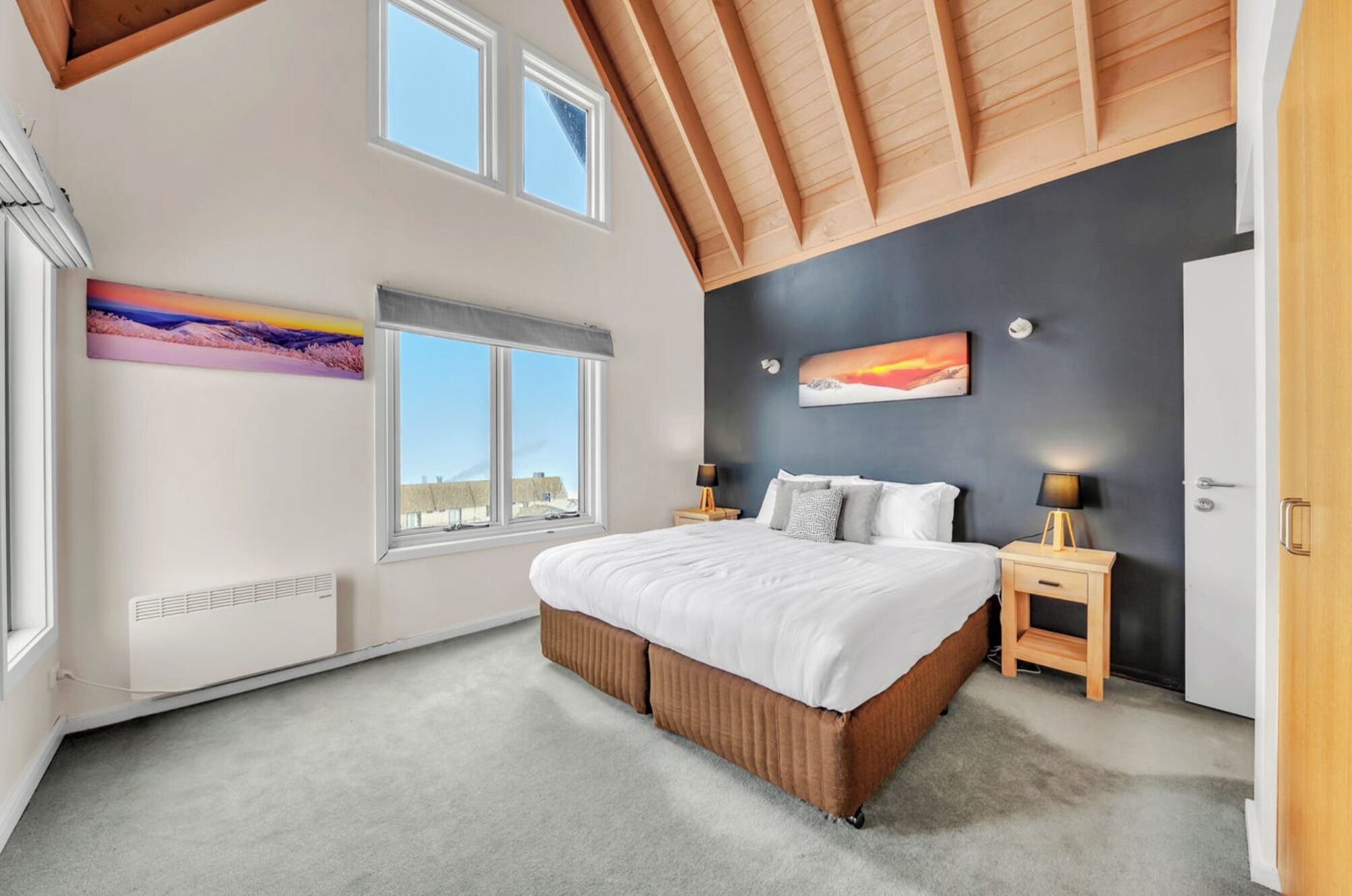 3 bedrooms, iron/ironing board, internet