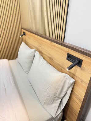 2 slaapkamers, een strijkplank/strijkijzer, gratis wifi, beddengoed