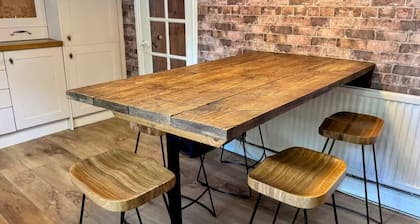 3 bedroom cottage in the heart of Bingley