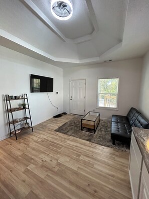 TV - Sweet Cottage Style Home - 1.3 Miles From Augusta National (Augusta)