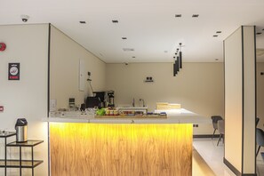 Coffee shop - Triple Three Hotel (Madinah)